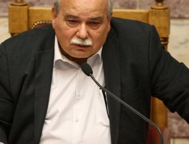 Ν. Βούτσης: (Προ)Καλεί τη ΝΔ να του κάνουν πρόταση μομφής